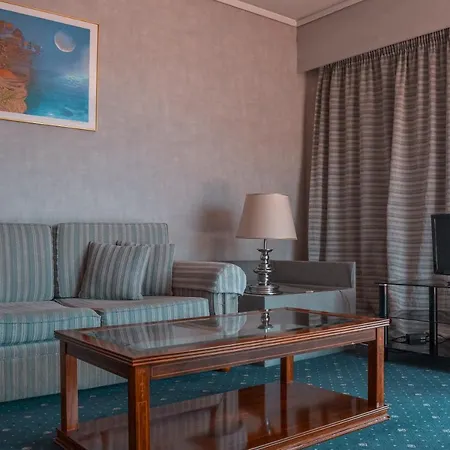 Lion Apart Otel 4*